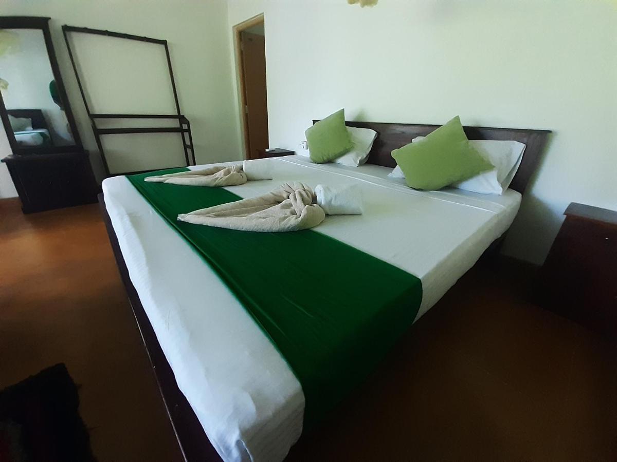 Banana Rest Sigiriya Bed & Breakfast Luaran gambar