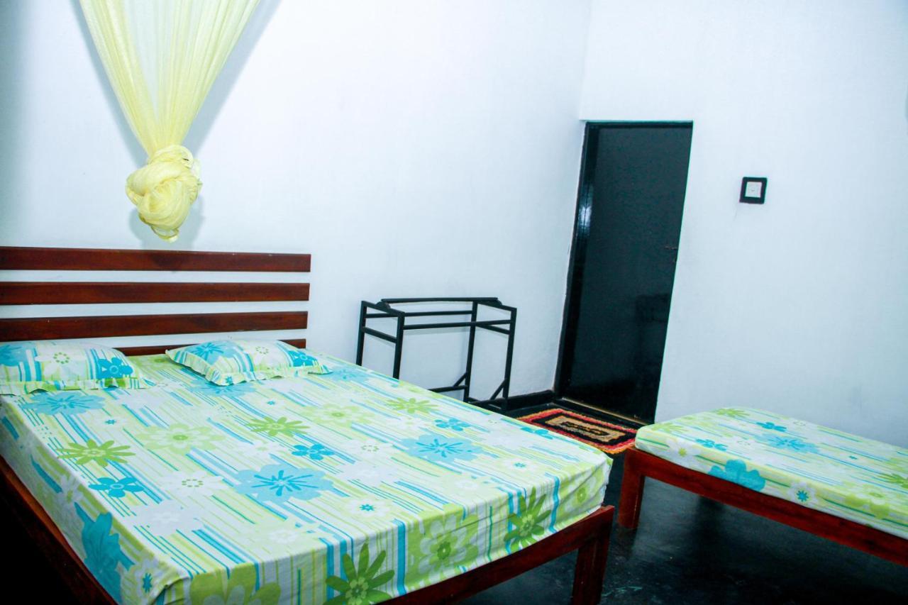Banana Rest Sigiriya Bed & Breakfast Luaran gambar