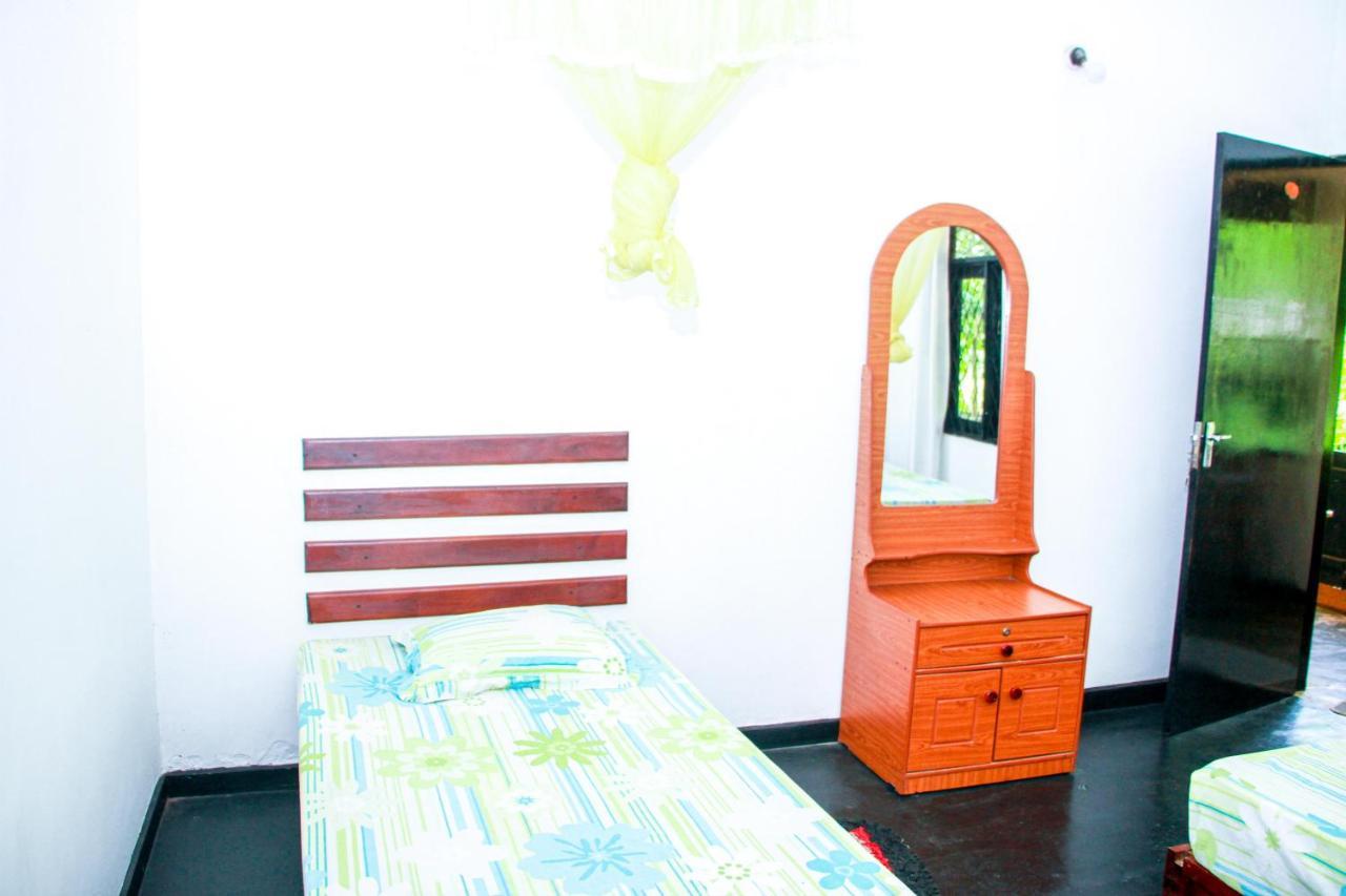 Banana Rest Sigiriya Bed & Breakfast Luaran gambar